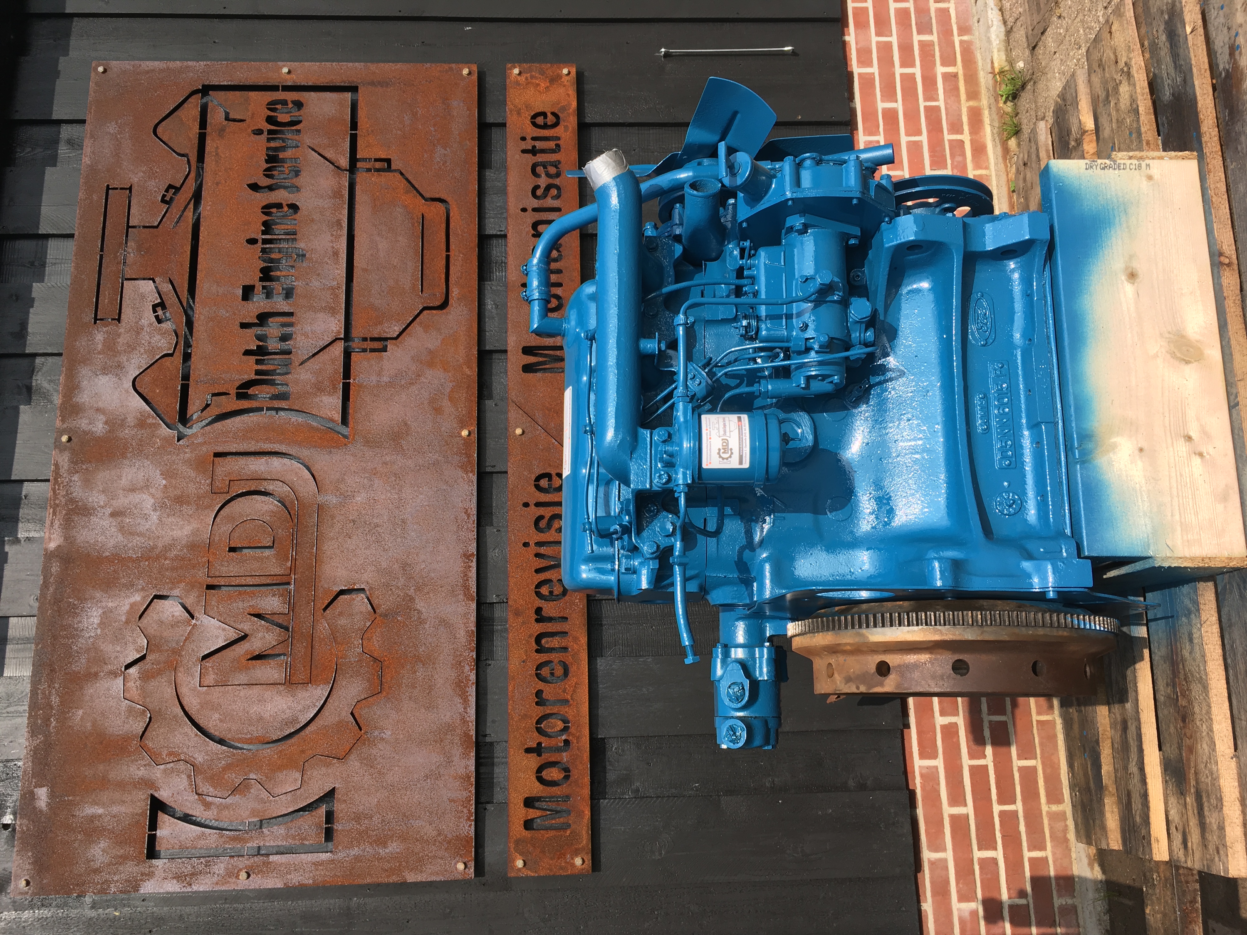 Ford 2000 / 3000 motor gereviseerd